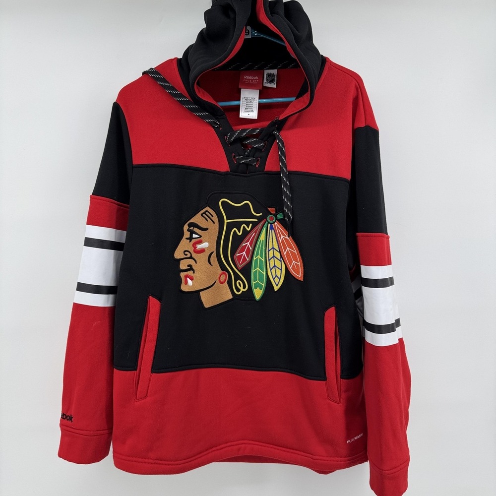 Chicago Blackhawks Hoodie Mens Medium Red NHL Hockey Reebok Lace Up Pullover
